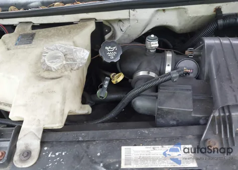 2003 Chevrolet Express from USA, damaged, VIN 1GCGG25V431207161